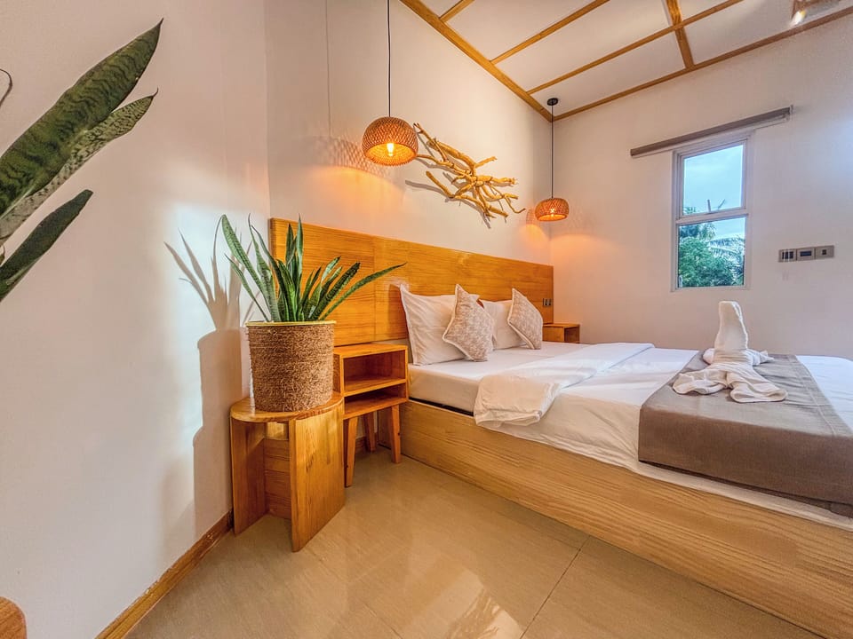 Superior Double or Twin Room, City View | In-room safe, blackout drapes, iron/ironing board, free WiFi