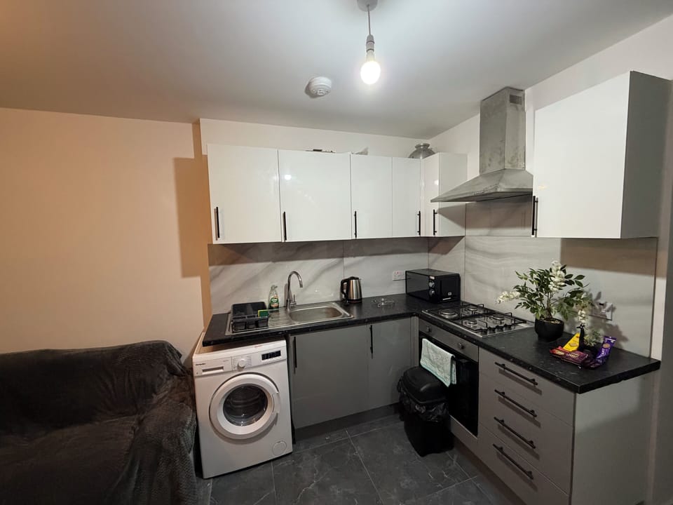 Apartment, 1 Bedroom, Smoking, Balcony | Interior