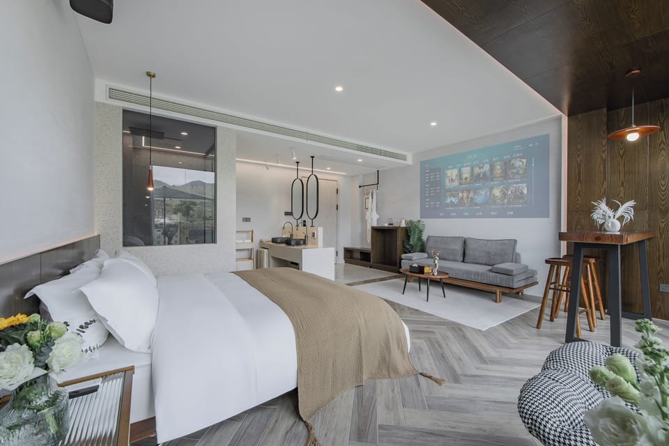 Luxury Double Room, Patio, Hill View | Down comforters, blackout drapes, soundproofing, iron/ironing board