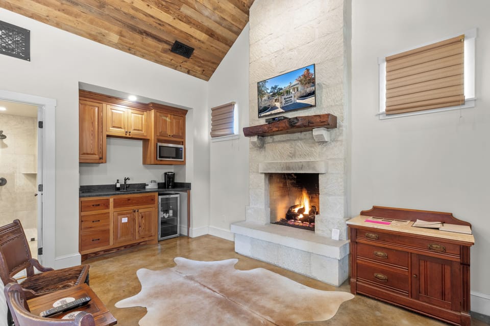 Private kitchenette