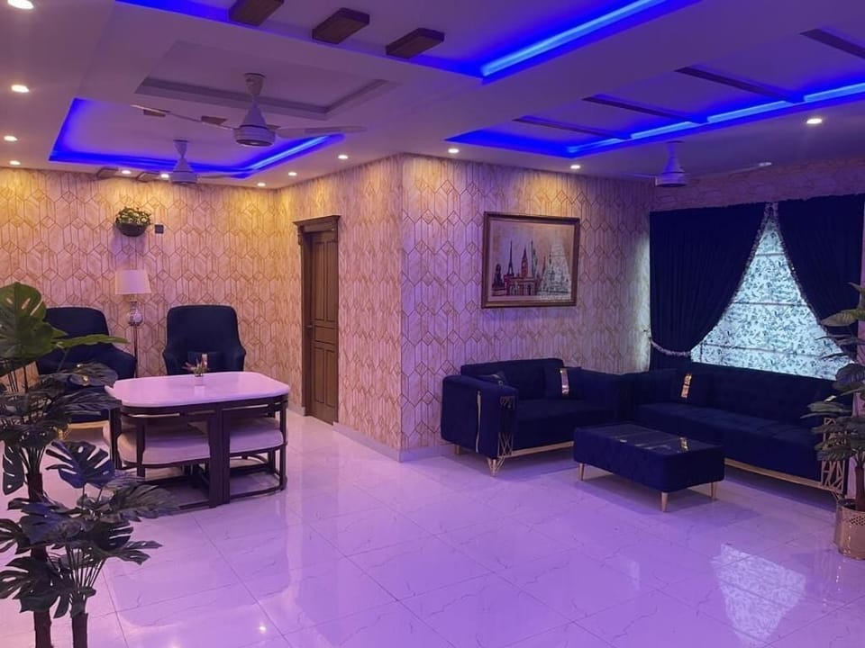 Executive Suite, City View | Interior