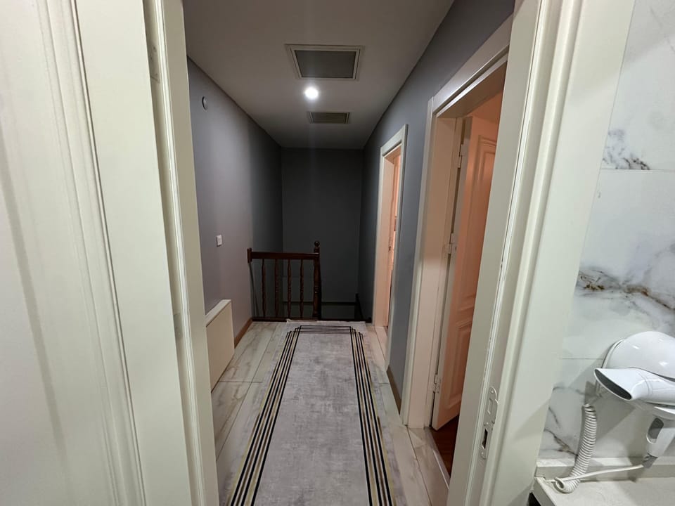 Deluxe Apartment, 3 Bedrooms, Sea View | Desk, laptop workspace, free WiFi