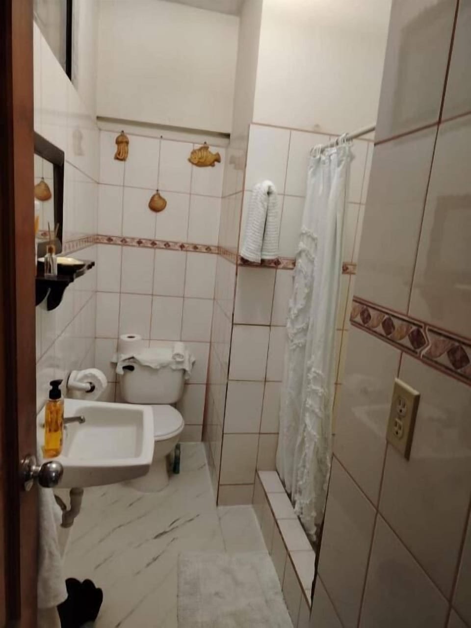 Family Quadruple Room, Patio, Garden View | Bathroom