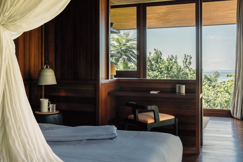 Panoramic Studio Suite, Ocean View | Premium bedding, in-room safe, desk, laptop workspace