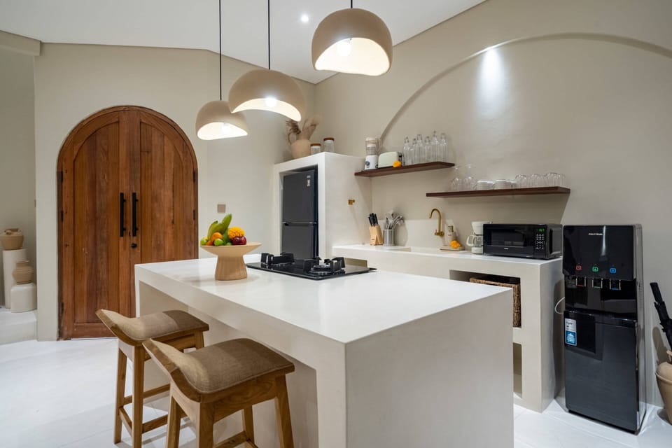 Basic Villa | Private kitchen | Fridge, microwave, stovetop, electric kettle