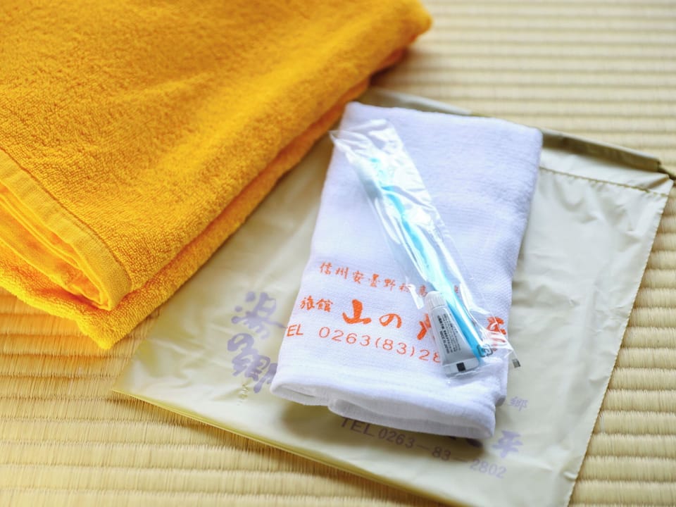 Standard Quadruple Room, Non Smoking, Private Bathroom | Room amenity