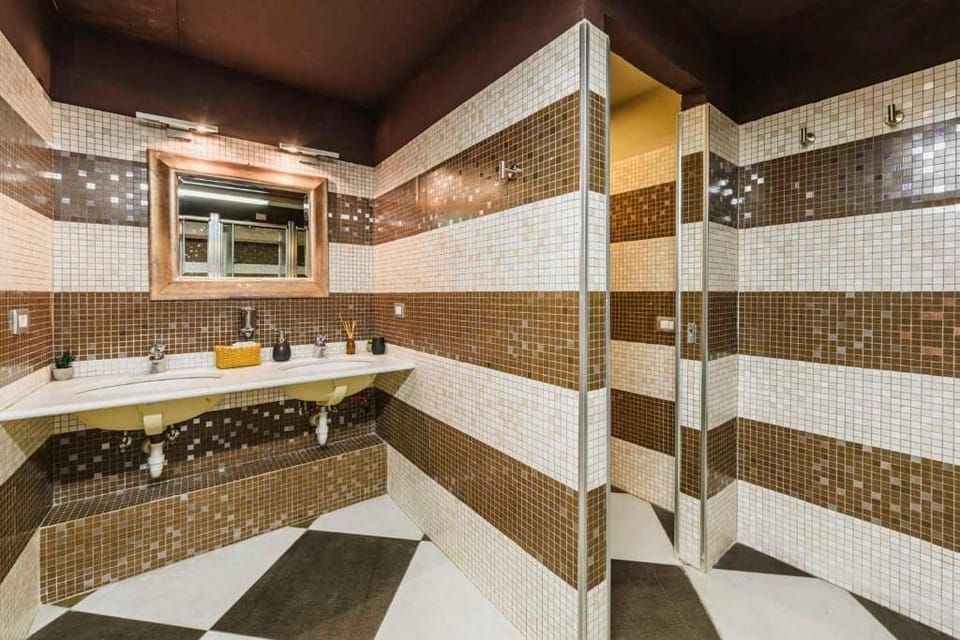 Family Duplex, 1 Bedroom | Bathroom