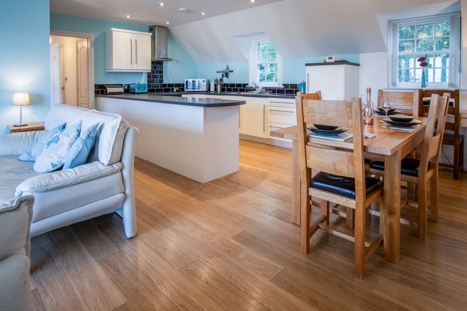Cottage (2 Bedrooms) | Floor plan