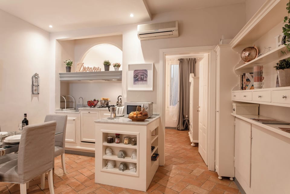 Apartment (1 Bedroom) | Interior