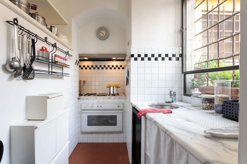 Apartment (2 Bedrooms) | Private kitchen | Microwave, oven, espresso maker, electric kettle