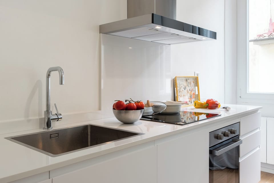 Apartment (3 Bedrooms) | Private kitchenette | Microwave, oven, espresso maker, electric kettle