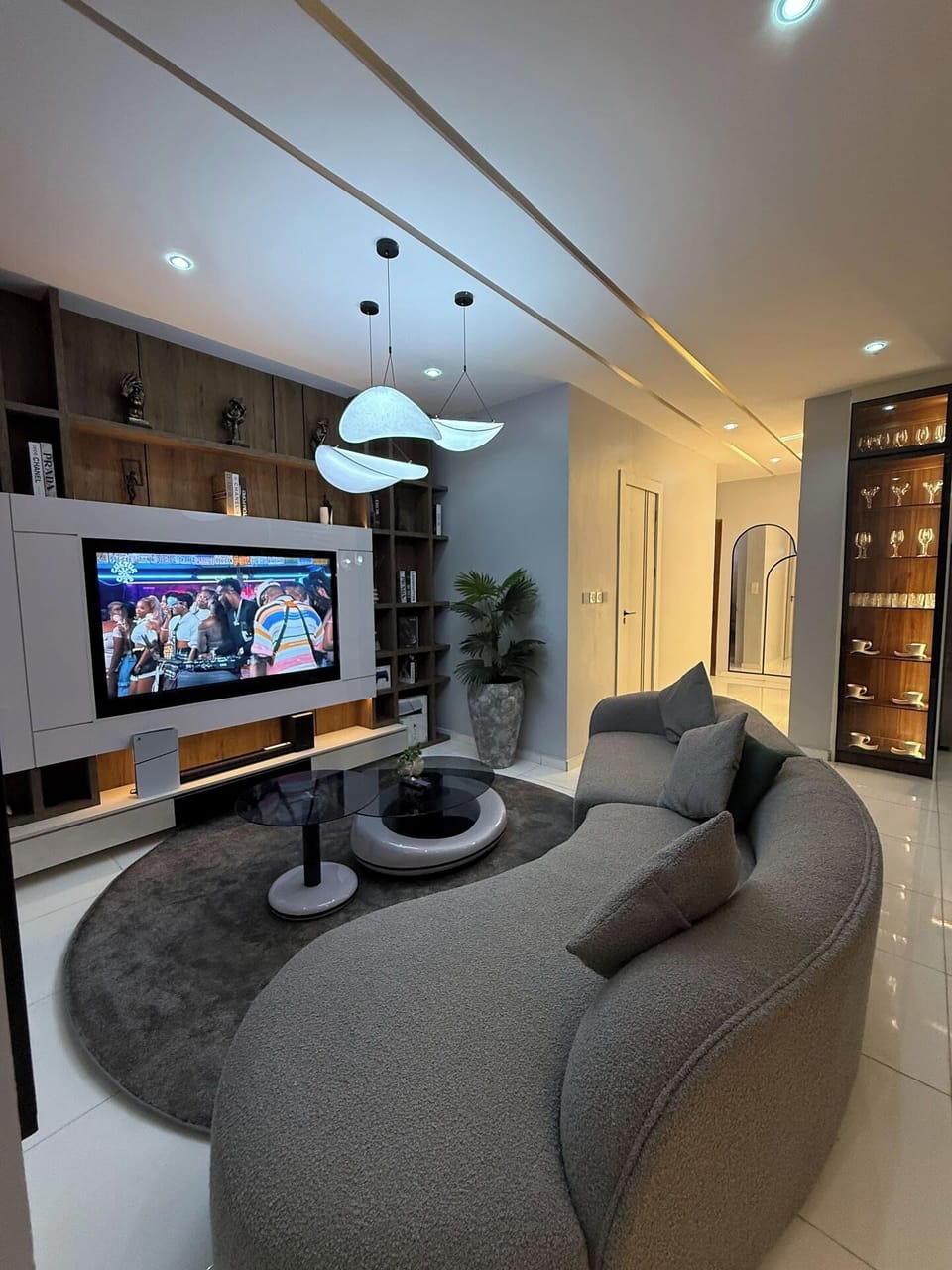 Economy Apartment, Balcony, City View | Interior