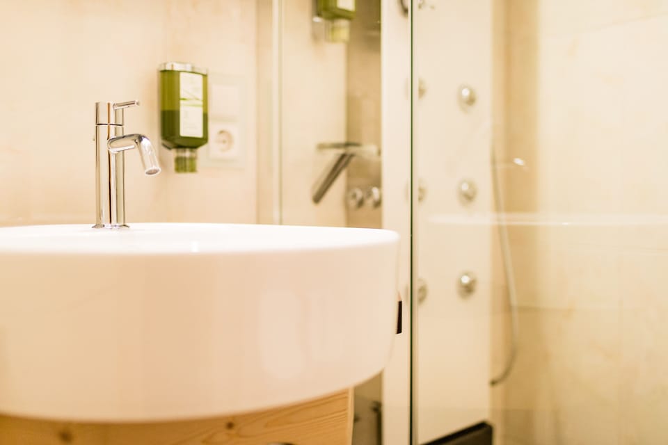 Standard Double Room | Bathroom | Free toiletries, hair dryer, bathrobes, slippers