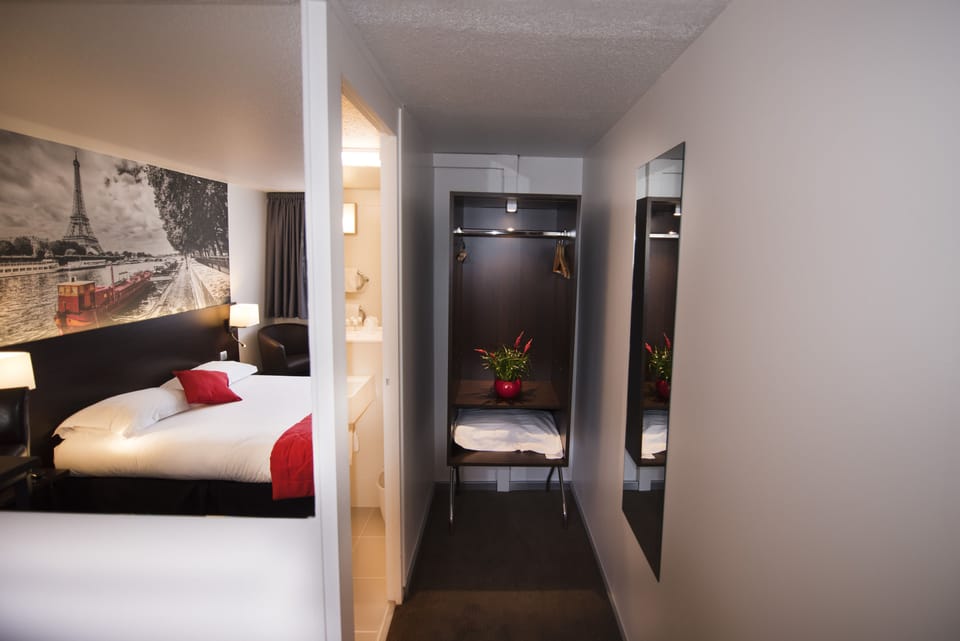 Double Room | Desk, free cribs/infant beds, free WiFi