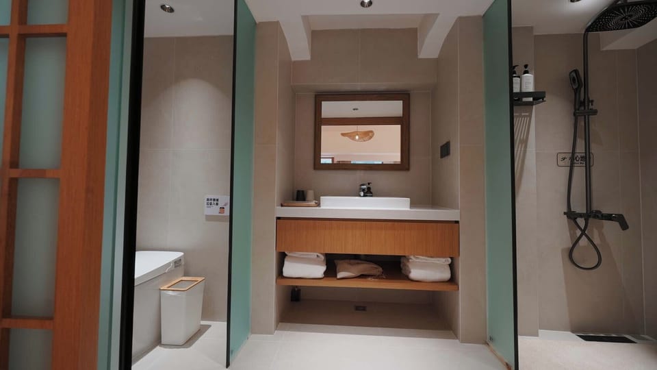 Standard Double Room, Courtyard View | Bathroom | Bathrobes, slippers