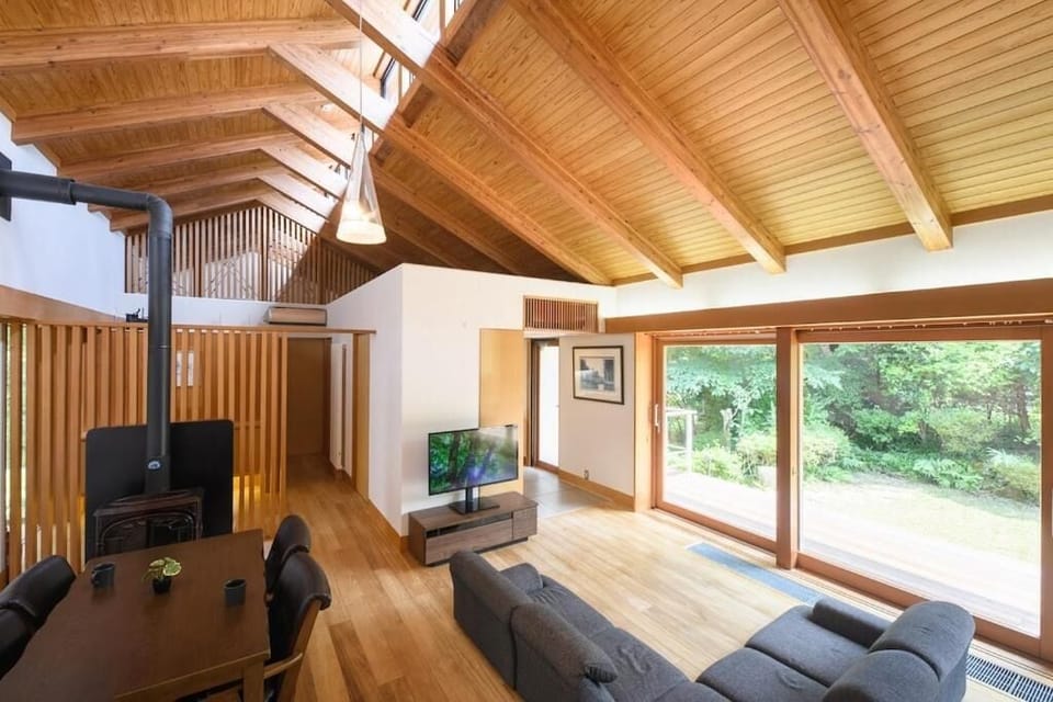 Family House, Non Smoking, Garden View | Interior