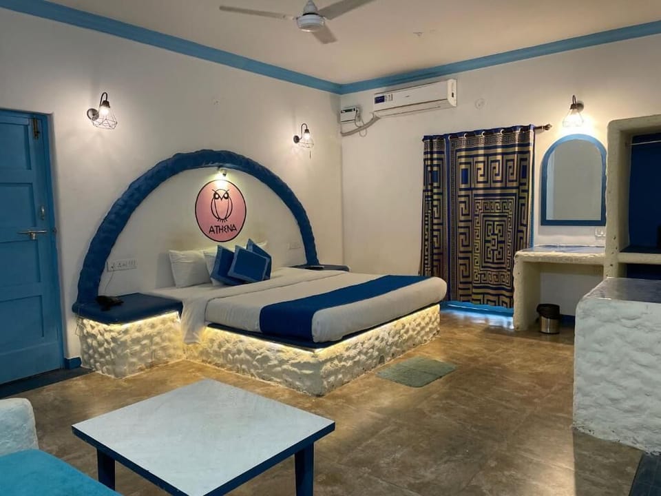 In-room safe, blackout drapes, iron/ironing board