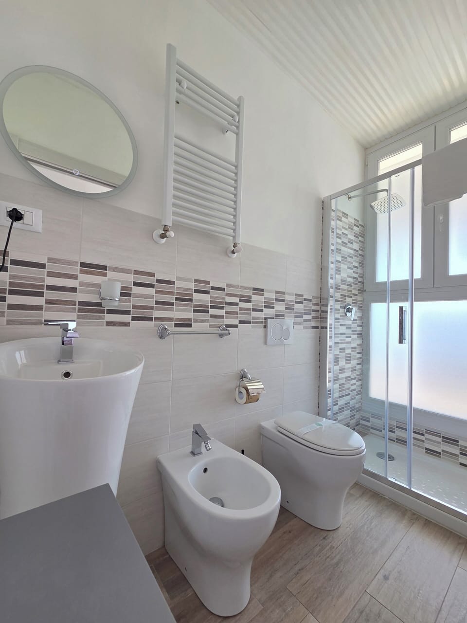 Panoramic Room, Terrace, Sea View | Bathroom | Shower, rainfall showerhead, free toiletries, hair dryer