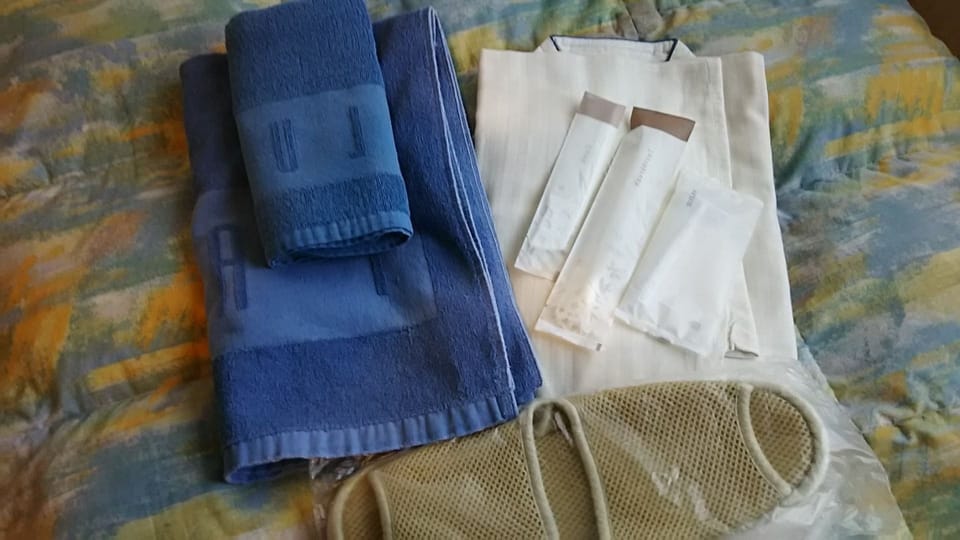 Room amenity