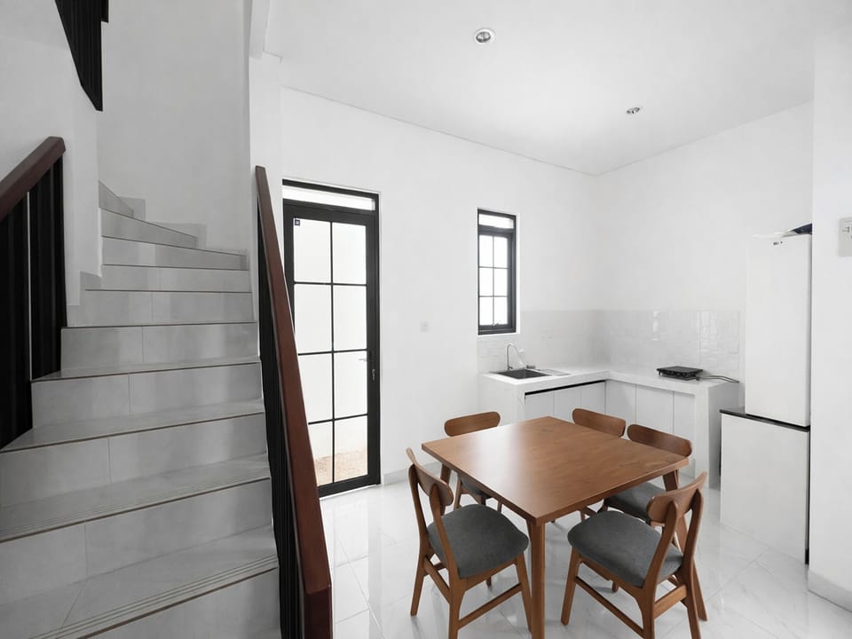 Villa, 2 Bedrooms | Desk, blackout drapes, free WiFi, bed sheets