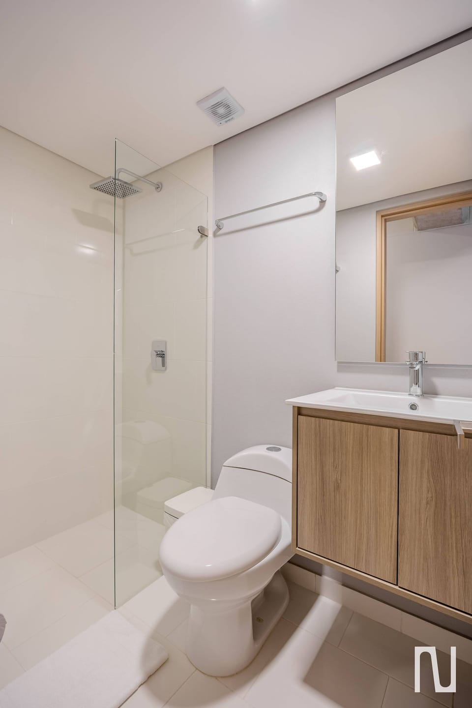 House | Bathroom