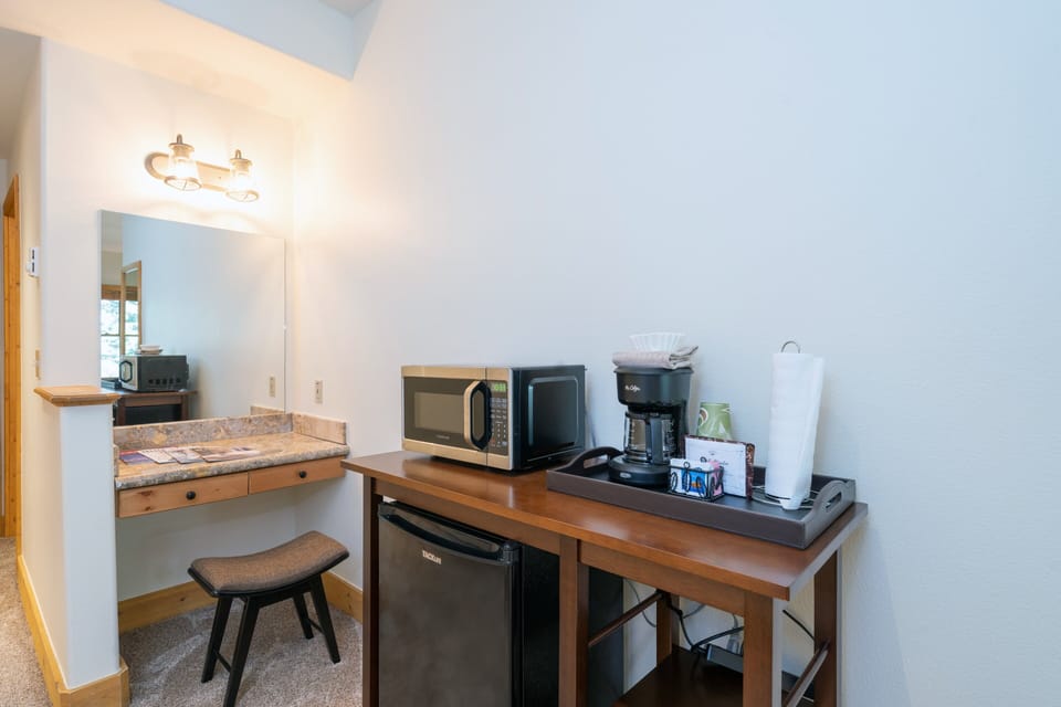 Room, 1 Bedroom | Interior