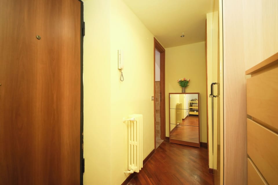 Apartment (1 Bedroom) | Living area