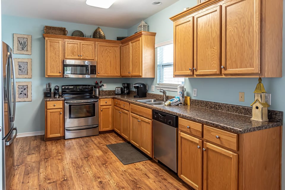 Cabin, Multiple Beds (The Rookery III 4009) | Private kitchen | Oven, toaster