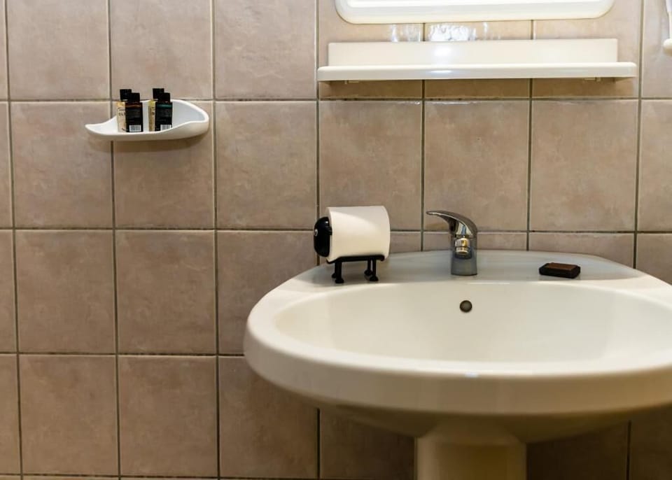 Comfort Double or Twin Room, Balcony, Mountain View | Bathroom | Slippers
