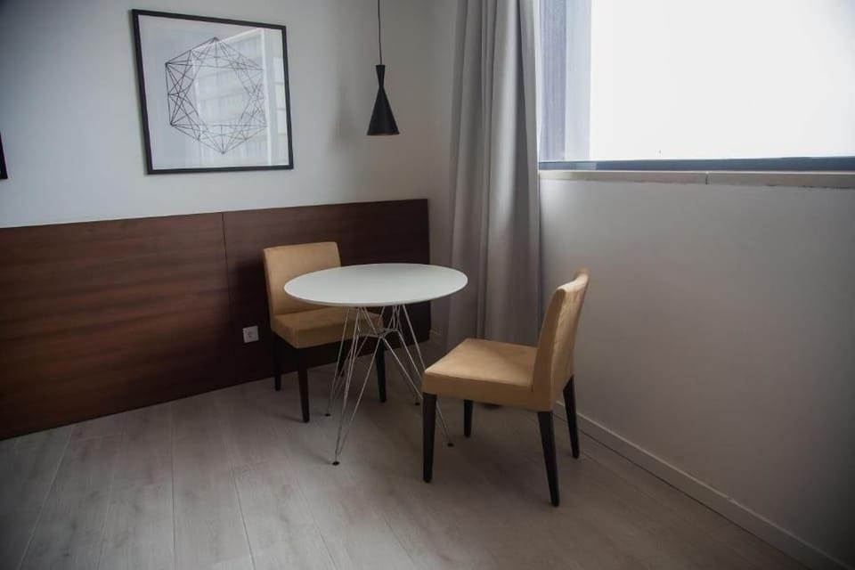 Luxury Suite | Dining