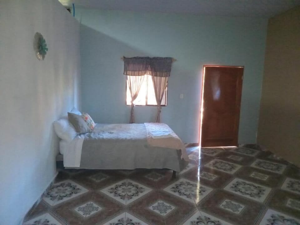 Comfort Twin Room, Garden View | Iron/ironing board (on request), WiFi (free)