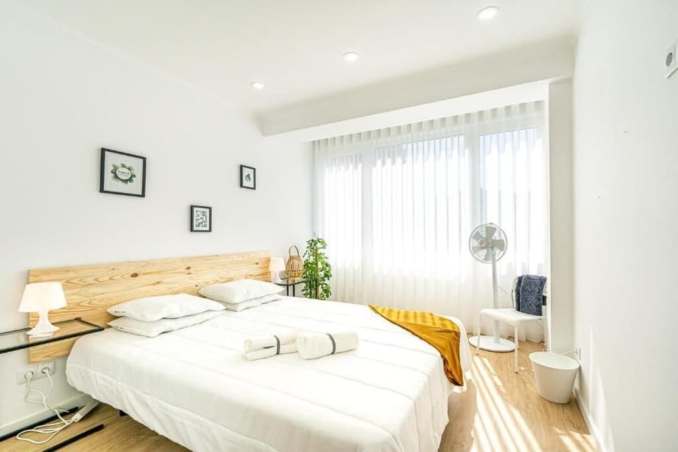 Two bedroom apartments close to train station by Lisbon with Sintra Apartment in Lisbon District