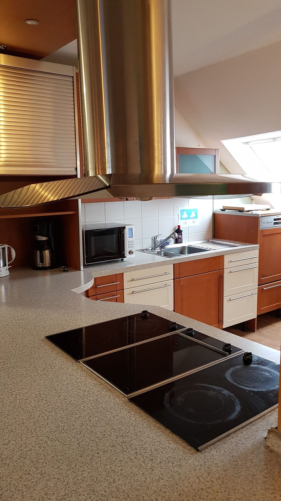 Basic Quadruple Room, Non Smoking (2-4 Adults) | Private kitchen | Fridge