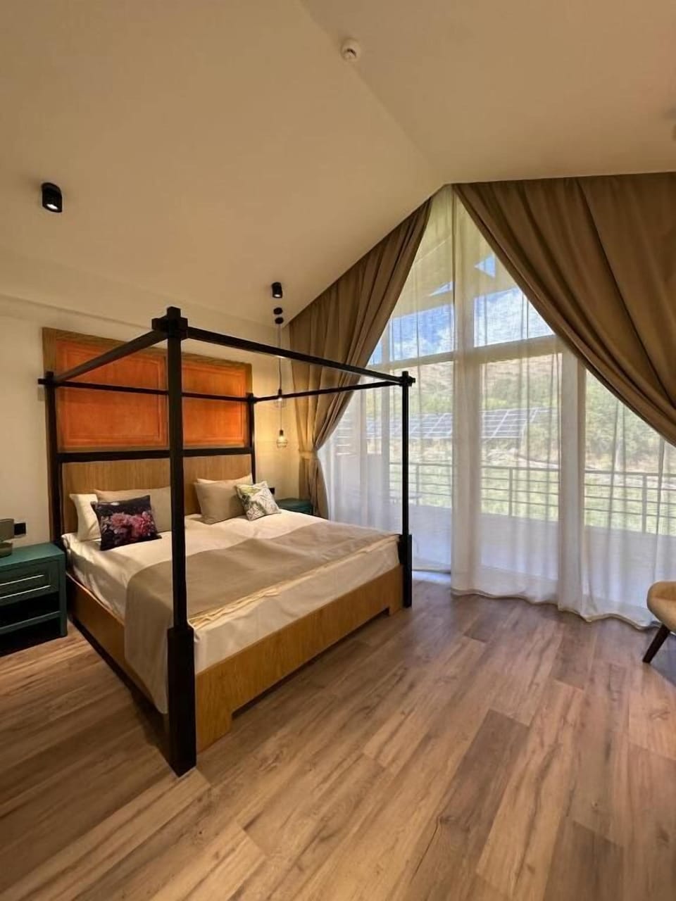 Standard Double or Twin Room | Hypo-allergenic bedding, in-room safe, individually decorated