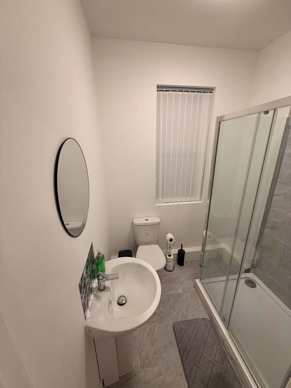 Stylish Dream Home With 4 En-suite Bedrooms House in Liverpool