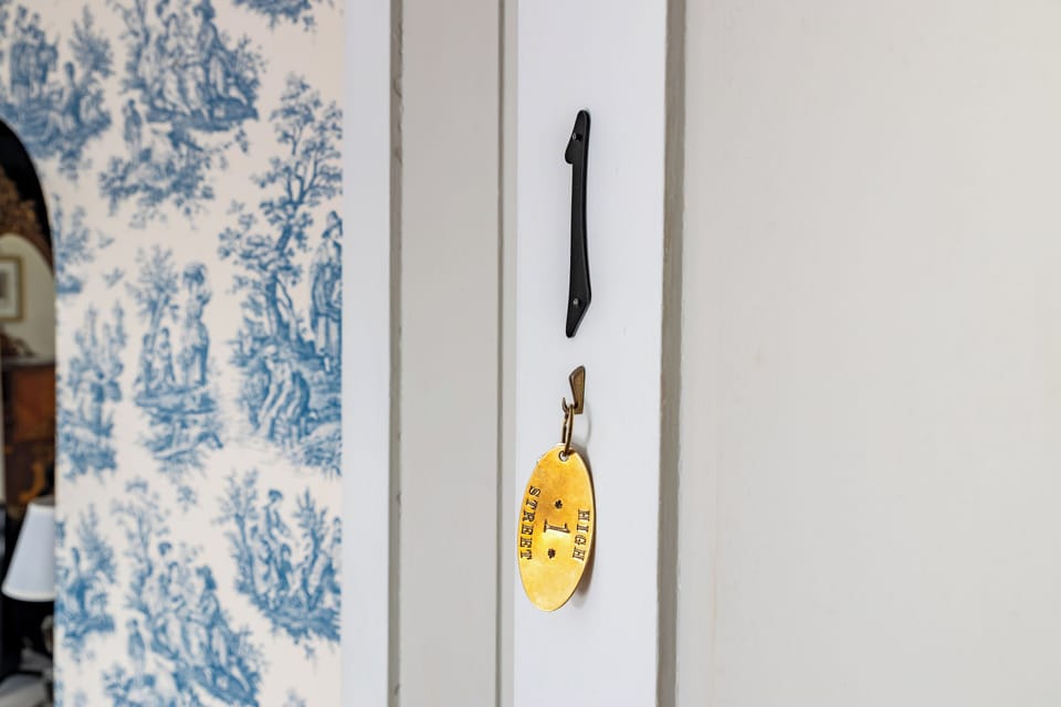 Premier Double Room, City View | Individually decorated, individually furnished, blackout drapes