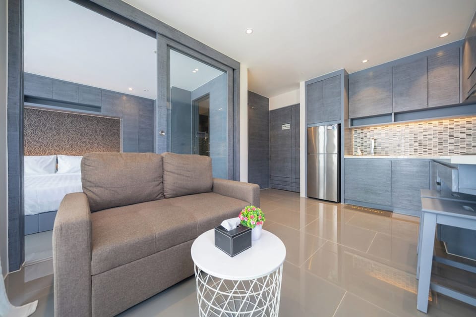Apartment, 1 Bedroom (Fabulous CityGate Kamala 1BR Suite) | In-room safe, iron/ironing board, free WiFi