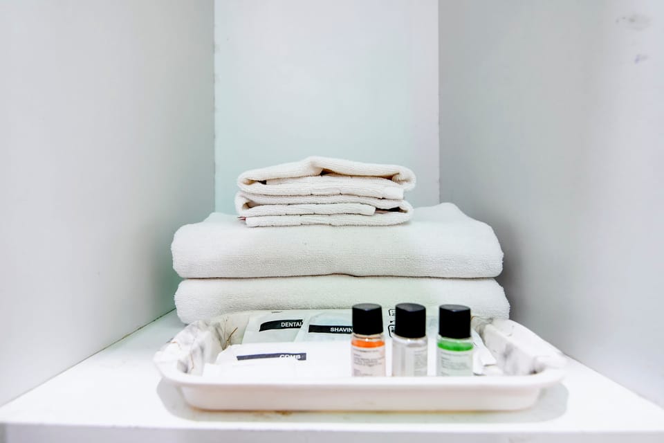 Desk, WiFi (free), bed sheets