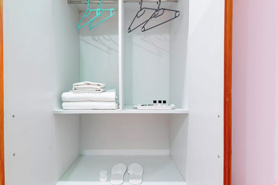 Desk, WiFi (free), bed sheets