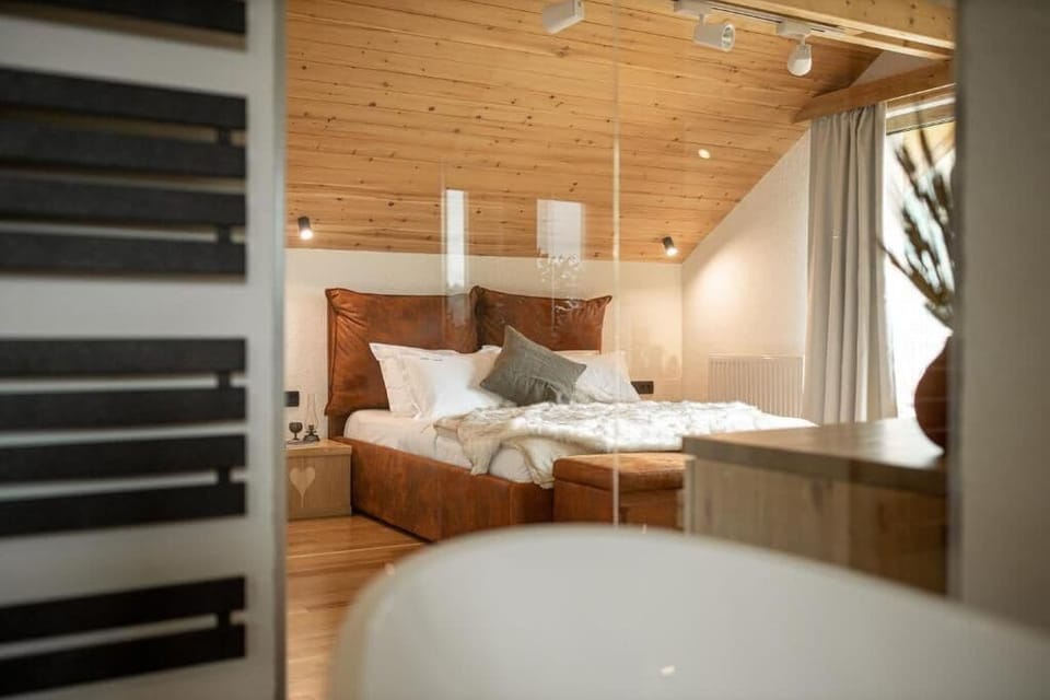 Superior Suite, Balcony, Mountain View | In-room safe, soundproofing, free WiFi