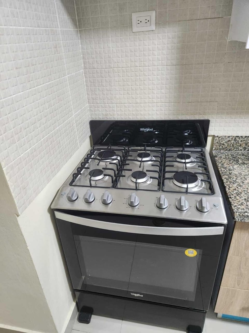 Basic House | Private kitchen