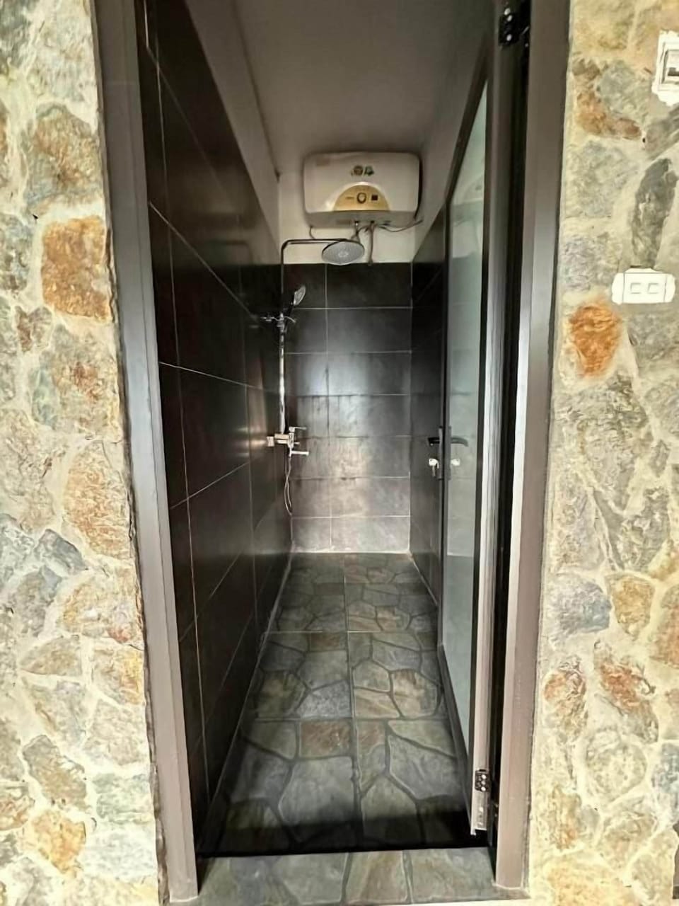Economy Double or Twin Room, Balcony, Mountain View | Bathroom | Shower, hair dryer, slippers, towels