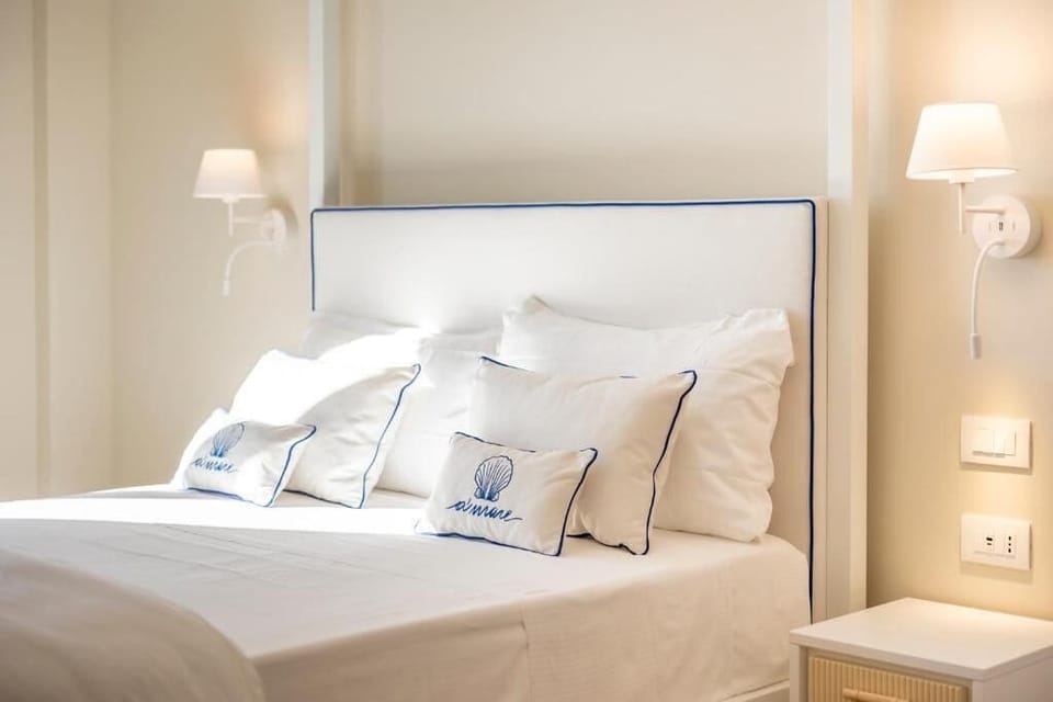 Junior Suite, Sea View | In-room safe, blackout drapes, soundproofing, free WiFi