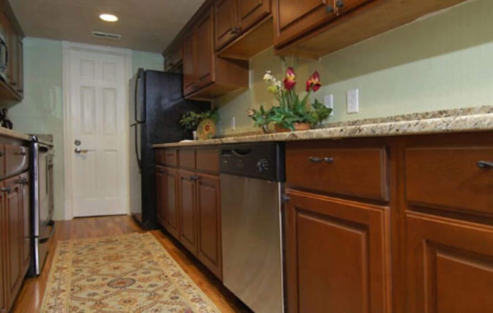 Fridge, microwave, coffee/tea maker