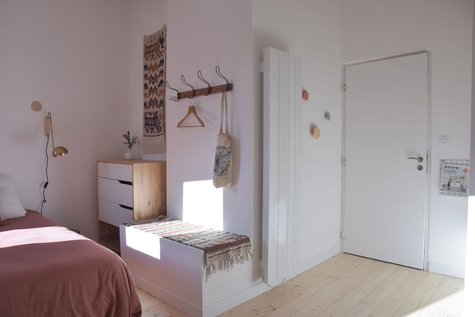 Studio | Laptop workspace, free WiFi, bed sheets