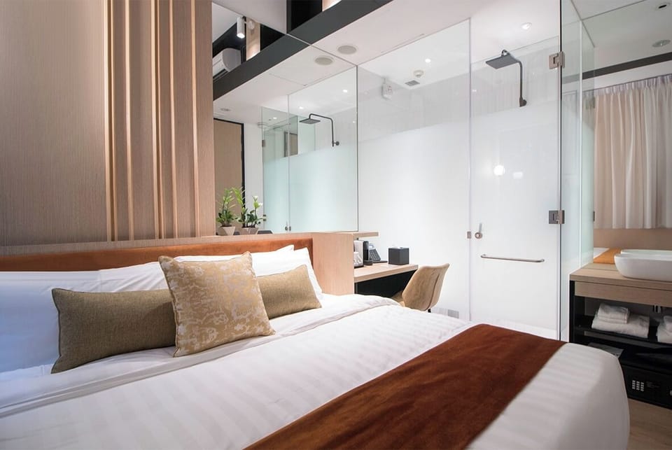 Superior Double Room, 1 King Bed | Minibar (free items), in-room safe, blackout drapes, WiFi (free)