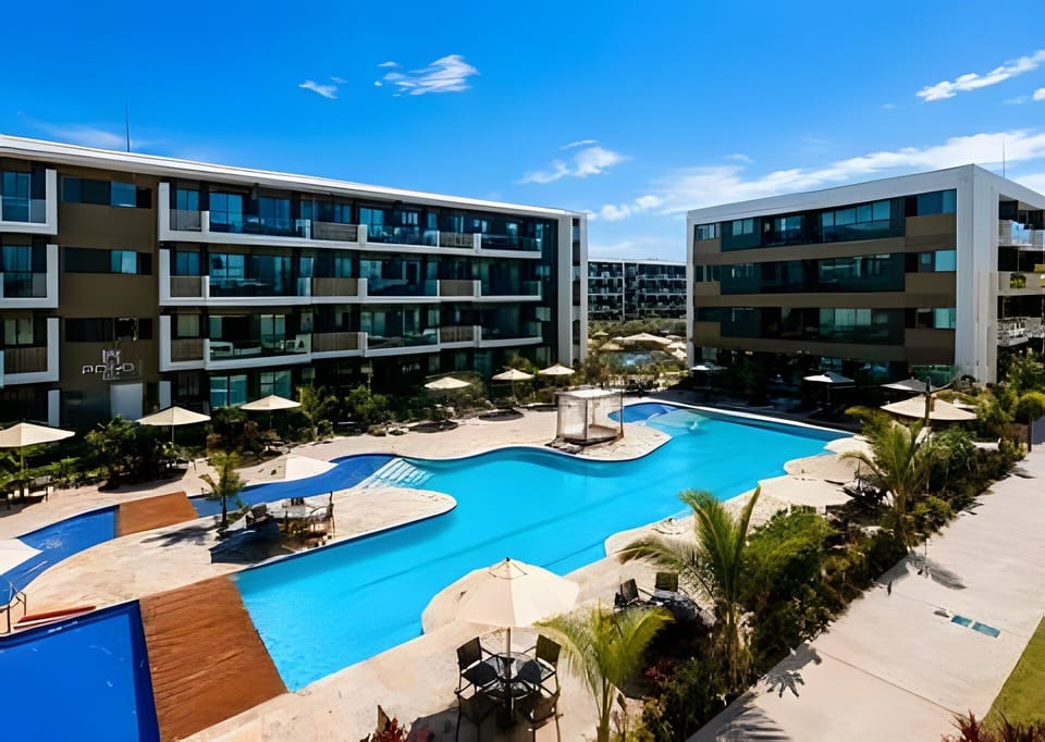 7 outdoor pools, open 6:30 AM to 10:30 PM, pool umbrellas, sun loungers