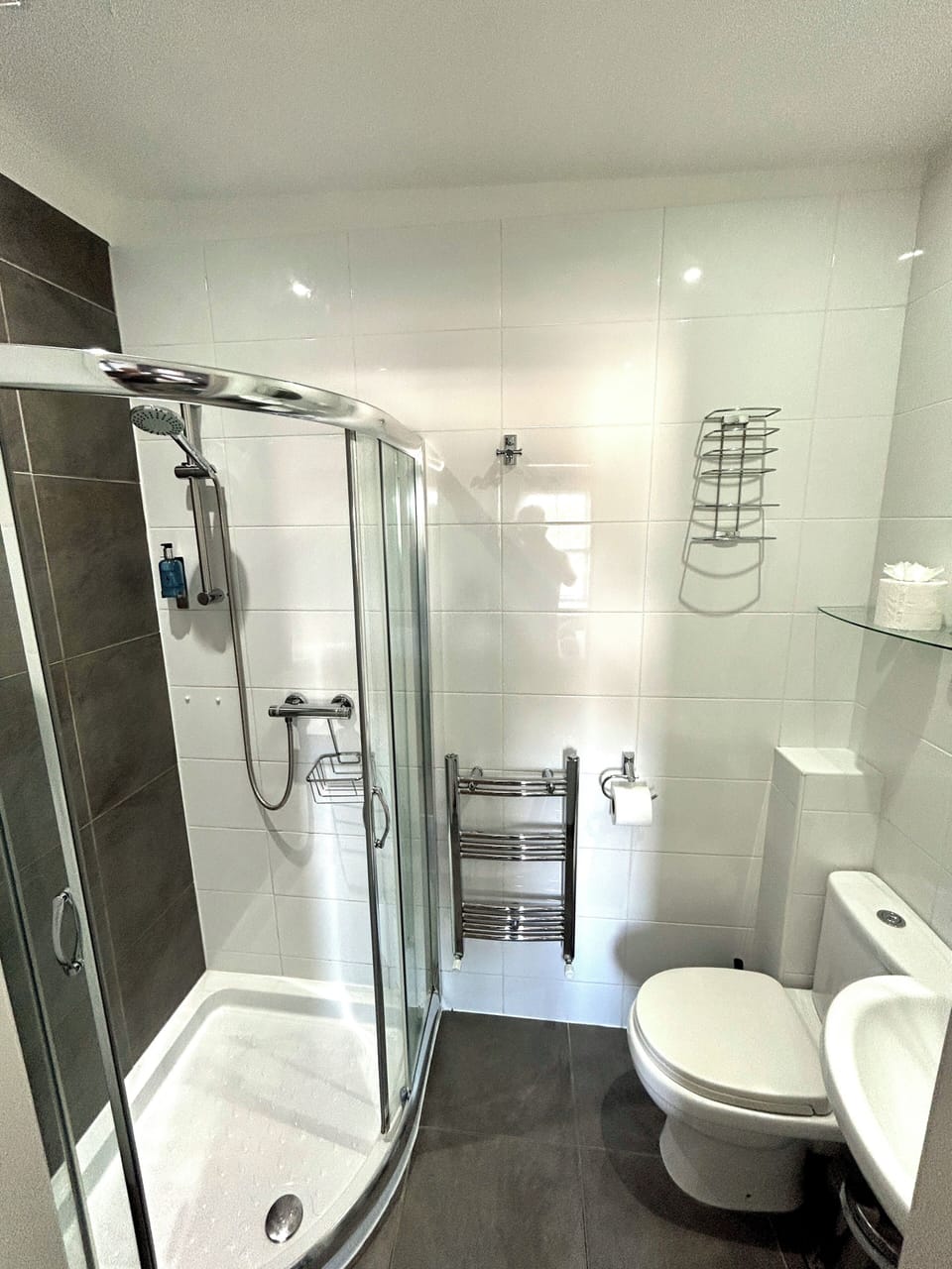 Shower, free toiletries, hair dryer, towels