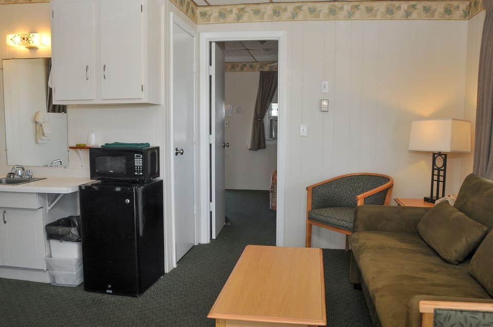 1 bedroom, premium bedding, individually decorated