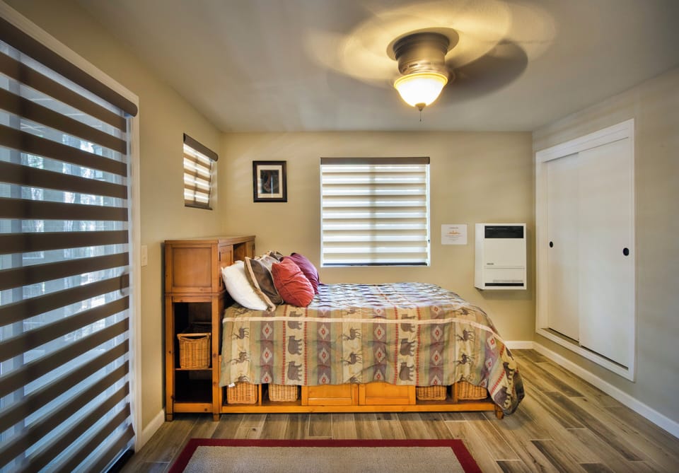 Chalet (3 Bedrooms) | Interior